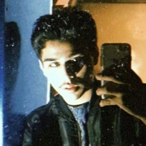 Meet your Posher, Dylan